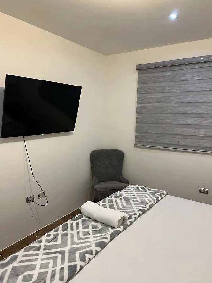 The Royalty Inn Apartmenthotel #1 Guayaquil Ecuador