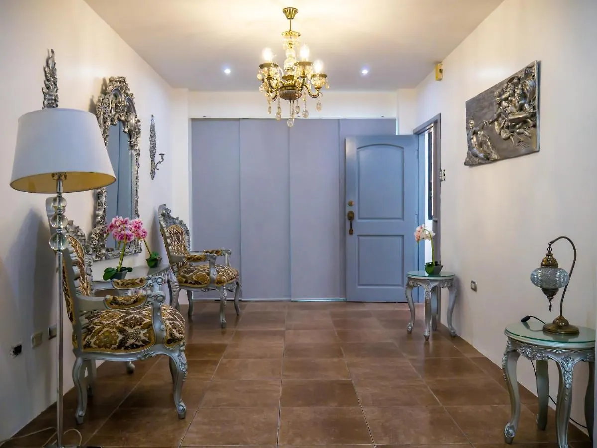 Apartment The Royalty Inn Apartmenthotel #1 Guayaquil Ecuador